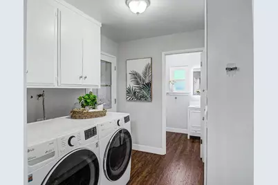 2091 Robinhood Ln, Los Altos, CA 94024 - Photo 38