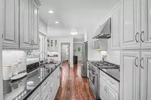 2091 Robinhood Ln, Los Altos, CA 94024 - Photo 6