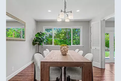 2091 Robinhood Ln, Los Altos, CA 94024 - Photo 20