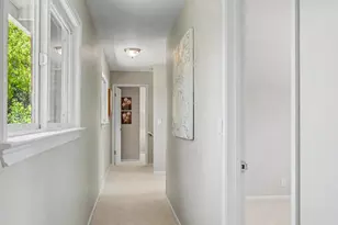 2091 Robinhood Ln, Los Altos, CA 94024 - Photo 48