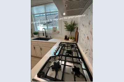 1068 Central Blvd, Hayward, CA 94542 - Photo 12