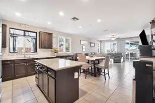 1596 Manzanita Way, Los Banos, CA 93635 - Photo 10