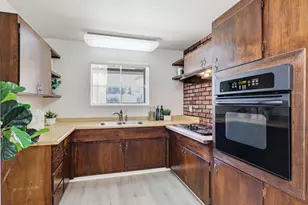 1099 Miller Ave, San Jose, CA 95129 - Photo 14