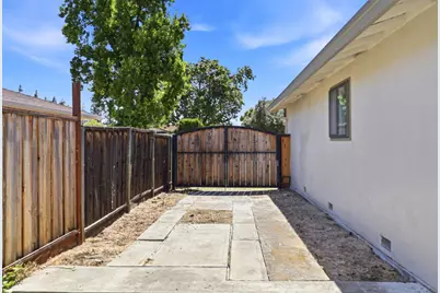 1099 Miller Ave, San Jose, CA 95129 - Photo 42