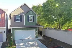 269 Cinema St, Sacramento, CA 95823 - Photo 2