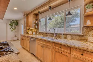 9625 Oracle Oak Pl, Salinas, CA 93907 - Photo 12