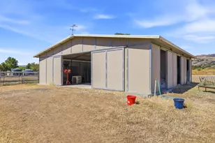 14780 Columbet Ave, San Martin, CA 95046 - Photo 42