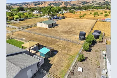 14780 Columbet Ave, San Martin, CA 95046 - Photo 62