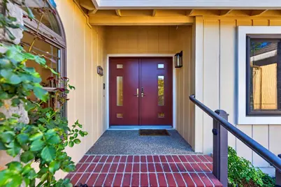 292 Apricot Ln, Mountain View, CA 94040 - Photo 10