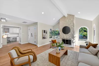 292 Apricot Ln, Mountain View, CA 94040 - Photo 12