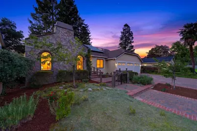 292 Apricot Ln, Mountain View, CA 94040 - Photo 8
