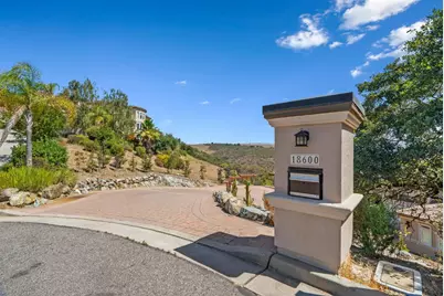 18600 Castle Ridge Dr, Morgan Hill, CA 95037 - Photo 4