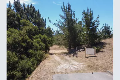 8741 Eagles Roost Rd, Salinas, CA 93907 - Photo 2