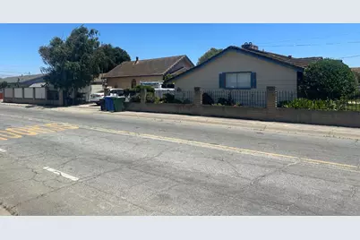346 7th St, Greenfield, CA 93927 - Photo 2