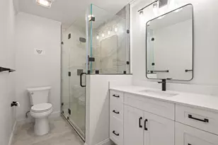 21109 Gary Dr 202, Hayward, CA 94546 - Photo 10