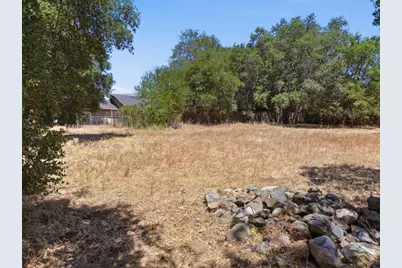 10621 Madera Dr, Cupertino, CA 95014 - Photo 32