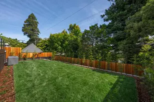 1472 Drake Ave, Burlingame, CA 94010 - Photo 48