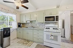 1691 Ashbury Dr, Concord, CA 94520 - Photo 10