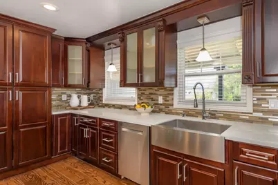 1883 Parrott Dr, San Mateo, CA 94402 - Photo 8