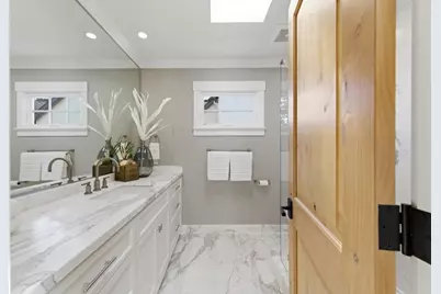1963 Eucalyptus Ave, San Carlos, CA 94070 - Photo 36