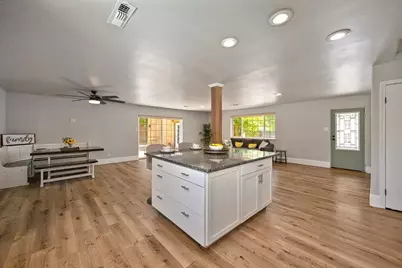 8105 Berg St, Granite Bay, CA 95746 - Photo 12