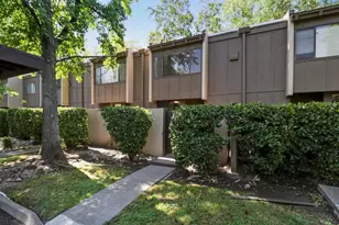 701 Woodside Ln 4, Sacramento, CA 95825 - Photo 18