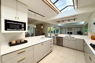 40 Roxbury Ln, San Mateo, CA 94402 - Photo 22