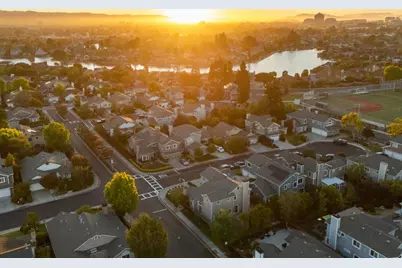 700 Bahama Ln, Foster City, CA 94404 - Photo 8