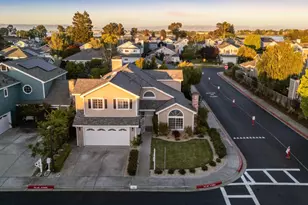 700 Bahama Ln, Foster City, CA 94404 - Photo 2