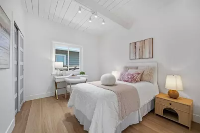 2053 Harding Ave, San Mateo, CA 94403 - Photo 14