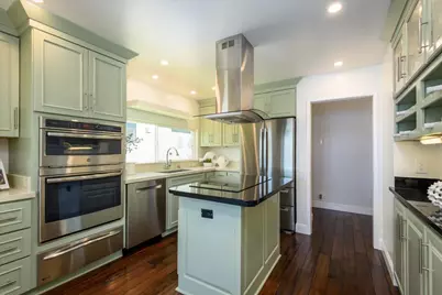 945 Lido Ln, Foster City, CA 94404 - Photo 8