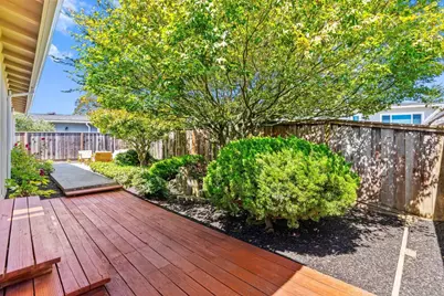 1055 View Way, Pacifica, CA 94044 - Photo 26