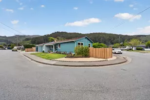 1012 Rio Vista Dr, Pacifica, CA 94044 - Photo 2