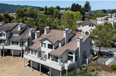 5 Clover Ln, San Carlos, CA 94070 - Photo 36