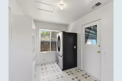663 Myrtle Ave, South San Francisco, CA 94080 - Photo 10