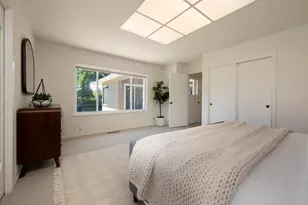 45 Camelot Ct, San Carlos, CA 94070 - Photo 16