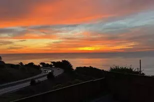 203 Golden Bay Dr, Pacifica, CA 94044 - Photo 2