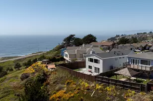 203 Golden Bay Dr, Pacifica, CA 94044 - Photo 28