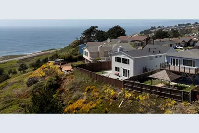203 Golden Bay Dr, Pacifica, CA 94044 - Photo 50