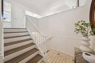 1051 Helm Ln, Foster City, CA 94404 - Photo 8