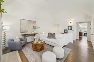 1051 Helm Ln, Foster City, CA 94404 - Photo 12