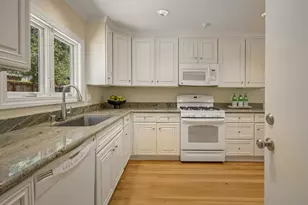 3270 Woodside Rd, Woodside, CA 94062 - Photo 10