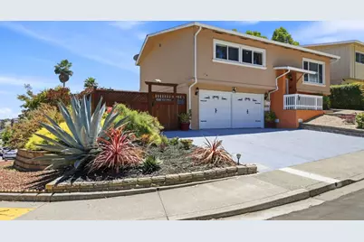 2601 Evergreen Dr, San Bruno, CA 94066 - Photo 2