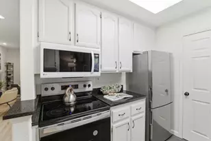 854 Lake McClure Dr, San Jose, CA 95123 - Photo 10