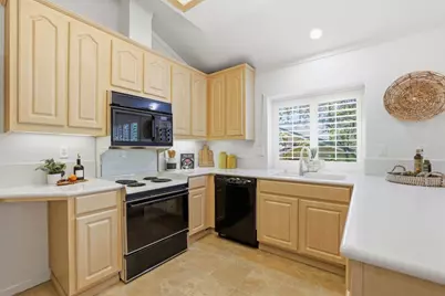 8667 French Oak Dr, San Jose, CA 95135 - Photo 14