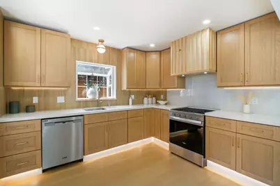5004 Pierpoint Ave, Oakland, CA 94602 - Photo 8