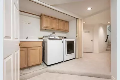 743 Orange Ave, San Carlos, CA 94070 - Photo 14
