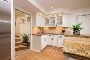 743 Orange Ave, San Carlos, CA 94070 - Photo 10