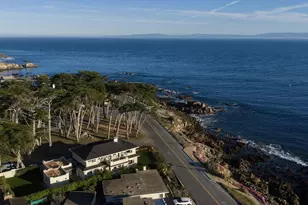 1051 Ocean View Blvd, Pacific Grove, CA 93950 - Photo 4