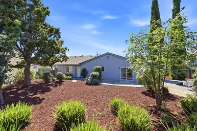 2181 Laddie Ct, San Jose, CA 95121 - Photo 32